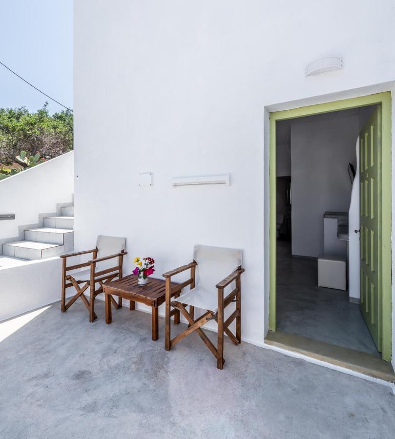 Pente Elies Milos Pollonia ภายนอก รูปภาพ
